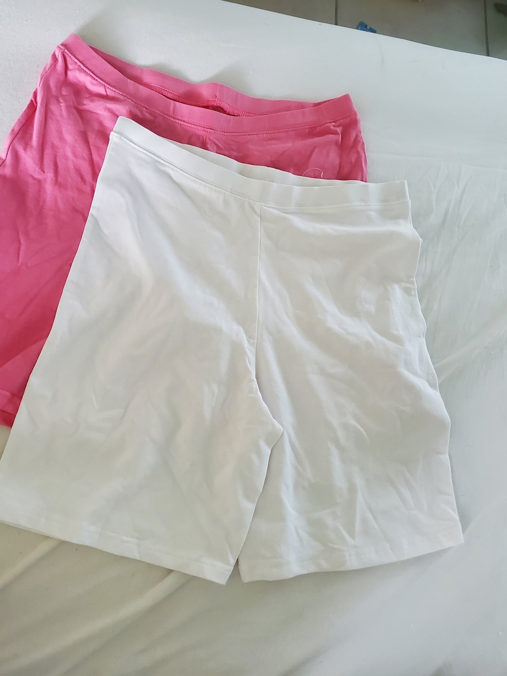 Women’s Stretch Bike Shorts - White and Pink